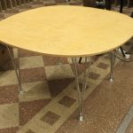 821 4435 COFFEE TABLE